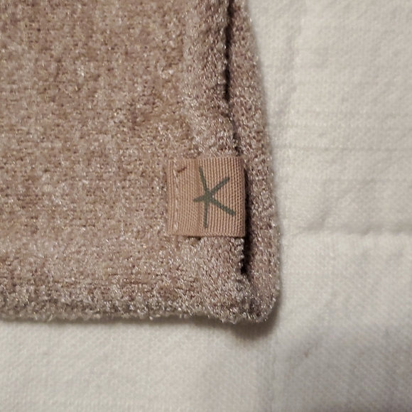 Barefoot dreams cardigan - Picture 5 of 8